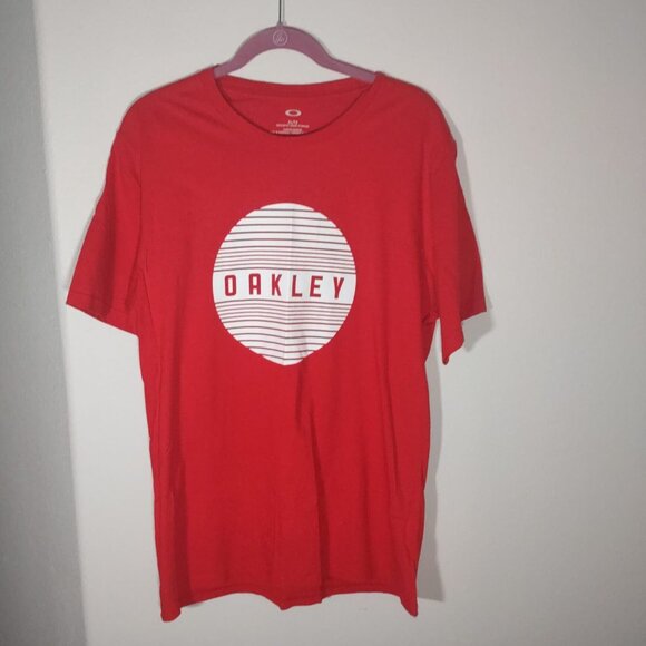 Oakley Red Logo Short Sleeve T-Shirt Regular Fit X-Large - Picture 1 of 6